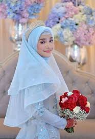 Qul in kuntum tuhibbunallaha fattabi'uniy yuhbibkumullahu wa yaghfir lakum dzunubakum wallahu ghafurun rahim. katakanlah: Dia Dyanzakhi Doa Supaya Di Rindui