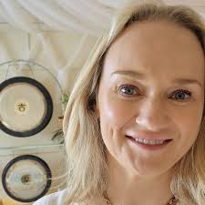 🌟 Welcome to the new Sound Healing Studio in Kinsale! 🌟 I'm delighted to  announce the opening of a serene sound healing studio right here in  Kinsale. ✨ The studio is a