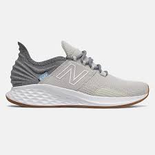 Fresh Foam Roav Tee Shirt In 2020 New Balance New Balance Sneakers Designer Heels