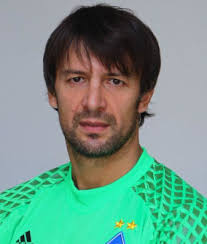 When will pilates give the result? Ukraine Beruft 45 Jahrigen Co Trainer Shovkovskyi Als Zweiten Torwart Kicker