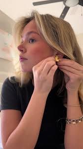 get ready for work with me wearing all of my new susan shaw 💙💙✨✨