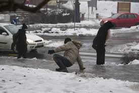 A hétvégéhez közeledve lesz egy kis melegedés, de ónos eső is van kilátásban. Onos Eso Esik Az Orszag Nagy Reszen Mutatjuk Hol Alon Hu