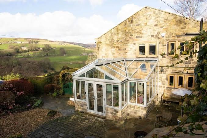 Types of conservatory styles suited to Surrey homes