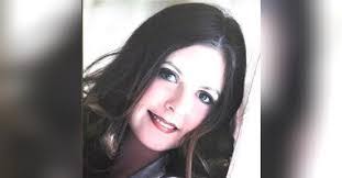 Annette Akins's Instagram, Twitter & Facebook