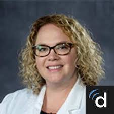 Laura Boomer's Instagram, Twitter & Facebook