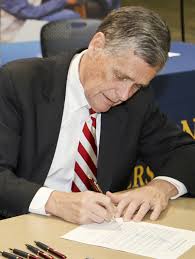 Healthcare Heroes Responding to COVID-19 Key Roles for IT Alumni During  Pandemic