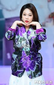 홍현희 ♥ 제이쓴 스킨십 레전드 모음 직박구리_005 #잼스터. H Ieniyq4plg3m