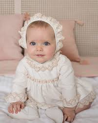 Bayi perempuan yang lahirnya dibulan maret dengan selamat dan hidup dalam rasa gembira. 10 Inspirasi Nama Bayi Perempuan Bulan Maret Yang Anggun Orami