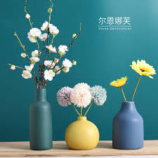 Set of dried branches with flowers. Moland Simple Ceramic Small Vase Small Fresh Dried Flower Vase Living Room Flower Arrangement Creative Decoration Home Decoration