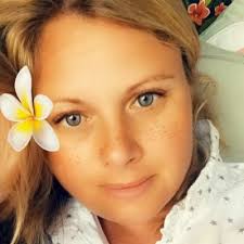 Sarah Beale (@sarbea76)