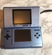 It introduced a brand new way of gaming to millions of gamers worldwide. Nintendo Ds Original Ds Phat European Serial Number Variations Album On Imgur