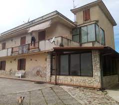 Appartamento in vendita in via baboto a priverno di 90 mq in tre piani. Case In Vendita Da Privati Priverno Casadaprivato It