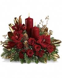 Candlelit Christmas In Marshalltown Ia Lowe S Flowers Llc