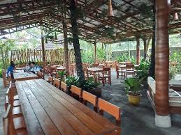 Alangalang, leyte, a municipality in the philippines. Alang Alang Cafe Resto Tomohon Restaurant Reviews Photos Tripadvisor