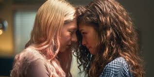 The official website for euphoria on hbo, featuring interviews, schedule information, behind the scenes exclusives, and more. Euphoria Y La Relacion Entre Jules Y Rue