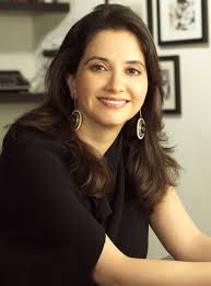 Meet the Woman Extraordinaire