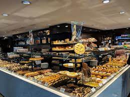 cafe baren einsiedeln schoko reisen