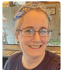 Lets have fun! Fill yours out in the c0mments * Age