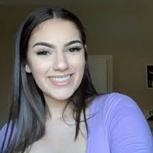 Leila Lynn's Instagram, Twitter & Facebook