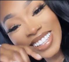 What a girl wants, what a girl needs...so many good deeeals! 👇