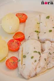 Merluza Al Horno Con Hierbas Aromaticas Comida Recetas Para Cocinar Recetas Faciles