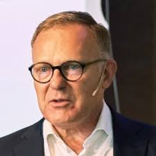 microsoftanniversary #decadeofgrowth #growthmindset #personaldevelopment…