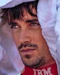 Scuderia Ferrari fanpage wishes a happy day