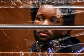 Rapper D4vd teria esquartejado adolescente com serra, dizem promotores