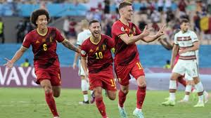 Cr7 semakin tua namun semakin menjadi, hal tersebut bisa dilihat dari kontribusinya pada timnas. Skle8puj Jhum