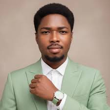 GROWING UP I NEVER KNEW I WOULD BE A MINISTER UNTIL I HAD AN ENCOUNTER WITH  GOD AND HE CALLED ME INTO MINISTRY.