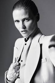 V153: Love That Never Ends with Lara Stone