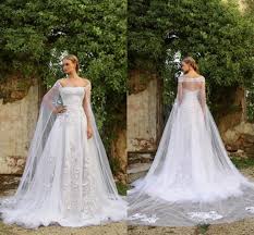 Lastest Design Wedding Dresses 2016 Summer White Lace Train Applique Bridal Ball Gowns With Tulle Long Cape Wrap Cape Wedding Dress Bride Dress Wedding Dresses
