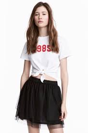 H&m vous propose une large gamme de jupes pour femme pour différentes occasions. Jupe En Tulle Noir Femme H M Fr