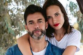 Mariano gastón martínez (born december 5, 1978 in la boca, argentina) is an argentine model, actor and television producer. Mariano Martinez Se Separo De Camila Cavallo Haceinstantes