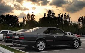 W124 Coupe Wald Designo Graphite Metallic W124 Coupe Amg Blauschwarz Metall Mercedes Mercedes Benz Mercedes W124