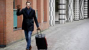 These are the top ss21 women's fashion trends you need to get on want to know how to make the ss21 fashion trends work for you now? Ruimte Voor Nieuwe Partijen In Rechts Populistische Hoek Nieuwsuur