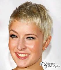 Stuck on how to style your short hair? Pin On ï½ˆï½ï½‰ï½'