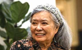 Crown Prince meets ex-speakers