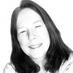 Donna Wardlow's Instagram, Twitter & Facebook