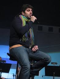 Patrick fiori — chez nous (plan d'aou, air bel) 04:06. Une Jeune Cambresienne Choisie Pour Chanter Avec Patrick Fiori 02 10 09 Diaporama Douai Douai Maville Com