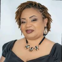 800+ "Danielle D." profiles