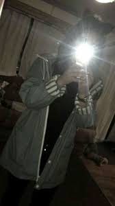 Aesthetic Black And White Mirror Selfie With Flash Pin By Aisha On Sᴇʟғɪᴇ Mirror Selfie Poses Selfie Ideas Instagram Grunge Photography