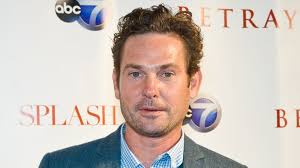 The Haunting Of Bly Manor's Henry Thomas Reveals His Real-Life Fears