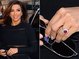 Inspired by emily ratajkowski's gorgeous engagement ring, we took 2 gorgeous diamonds and paired them together! Our Favourite Celebrity Engagement Rings Larsen Jewellery