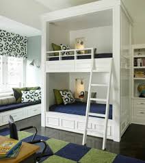 Karena nyaman atau tidaknya sebuah kamar sangat bergantung kepada desain tempat tidurnya. Maksimalkan Ruangan Yang Kecil Dengan 7 Pilihan Tempat Tidur Bertingkat Artikel Spacestock