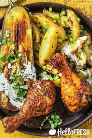 Gepofte Aubergine Met Kipdrumsticks Recept Hellofresh Recept In 2020 Voedsel Ideeen Turkse Recepten Kip