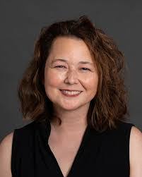 Karen Robertson's Instagram, Twitter & Facebook