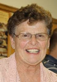 Danna Petersen's Instagram, Twitter & Facebook