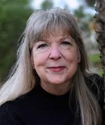 Melanie Irving's Instagram, Twitter & Facebook