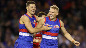 The western bulldogs have quickly become adept at denying space in the corridor, forcing sides to either switch their point of attack or kick it long to a contest down the line. Afl Results 2021 Western Bulldogs Def Gold Coast Suns Round 5 Live Scores Updates Video Live Stream Live Blog News